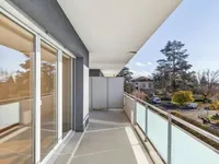 Недвижимость Apartment 5 rooms: 8