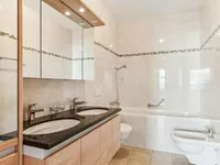 Недвижимость Apartment 5 rooms: 10