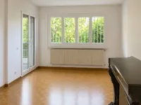 Недвижимость Bifamiliar house 6 rooms: 3