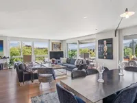 Недвижимость Apartment 5 rooms: 2