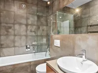 Недвижимость Single house 10 rooms: 6