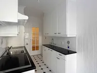 Недвижимость Apartment 4 rooms: 2