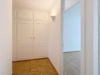 Недвижимость Apartment 4 rooms: 3
