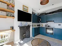 Недвижимость Hazlebury Road: 7