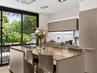 Недвижимость Single house 6 rooms: 4