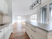 Недвижимость Apartment 4 rooms: 1