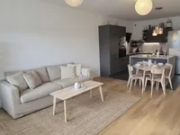 Недвижимость Apartment 4 rooms: 1