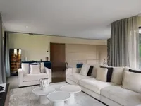 Недвижимость Single house 9 rooms: 3
