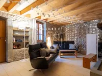 Недвижимость Single house 10 rooms: 1