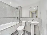 Недвижимость Warwick Building, 366 Queenstown Road: 2
