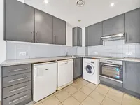 Недвижимость Warwick Building, 366 Queenstown Road: 9
