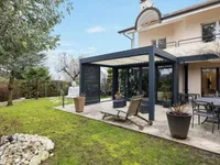 Недвижимость Bifamiliar house 6 rooms: 1