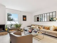 Недвижимость Bifamiliar house 6 rooms: 4