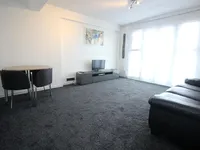 Недвижимость Paragon Road: 8
