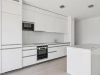 Недвижимость Apartment 5 rooms: 6