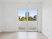 Недвижимость Apartment 5 rooms: 7