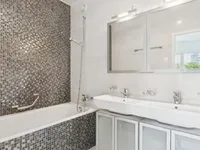 Недвижимость Apartment 5 rooms: 8