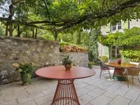 Недвижимость Single house 17 rooms: 2