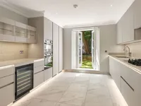 Недвижимость Oakley Gardens: 9