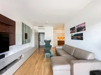 Недвижимость Apartment, 4-room Zelena Yama: 4