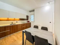 Недвижимость Apartment, 4-room Zelena Yama: 7