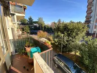 Недвижимость Three-room apartment in the city center: 6