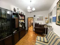 Недвижимость Three-room apartment in the city center: 13