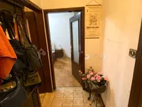 Недвижимость Three-room apartment in the city center: 16