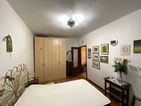 Недвижимость Three-room apartment in the city center: 19