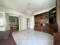 Недвижимость Three-room apartment in the center: 9