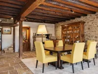 Недвижимость Single house 12 rooms: 6