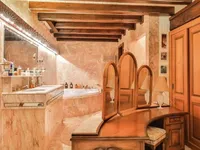 Недвижимость Single house 12 rooms: 9