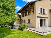 Недвижимость Single house 6 rooms: 1