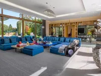 Недвижимость Single house 17 rooms: 7
