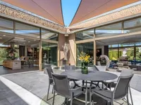 Недвижимость Single house 17 rooms: 9