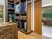 Недвижимость Single house 17 rooms: 11