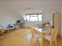 Недвижимость 46 Minster Road, West Hampstead: 5