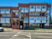 Недвижимость Pitfield Way: 5