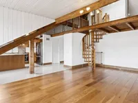 Недвижимость Apartment 5 rooms: 2