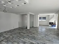 Недвижимость Three-room apartment on Broad: 1