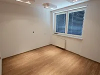Недвижимость Three-room apartment on Broad: 2