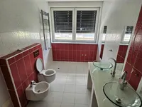 Недвижимость Three-room apartment on Broad: 7