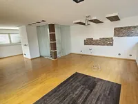 Недвижимость Apartment, 4-room Broad: 3
