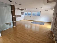 Недвижимость Apartment, 4-room Broad: 5