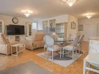 Недвижимость Apartment 5 rooms: 2