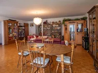 Недвижимость Apartment 4 rooms: 5