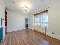 Недвижимость Kinglake Estate, Walworth: 1