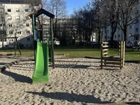 Недвижимость Apartment, 4 rooms Litostroj: 24