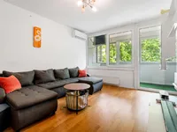 Недвижимость Four-room apartment: 6