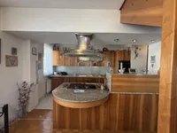 Недвижимость Apartment, 5+ rooms, Bezigrad: 2